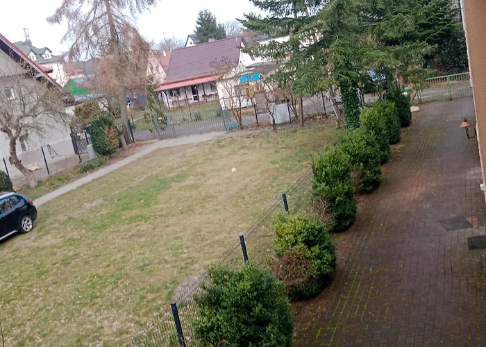 Dom Na Kurzej Lapce Campingplads Pobierowo